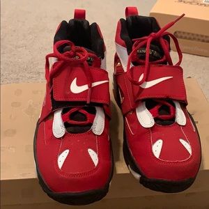 Red Nikes - Boys 6.5